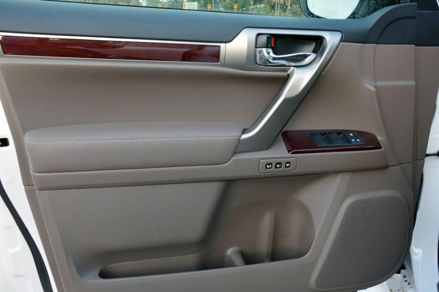  Lexus GX460 2014 года  (фото 42 из 63)